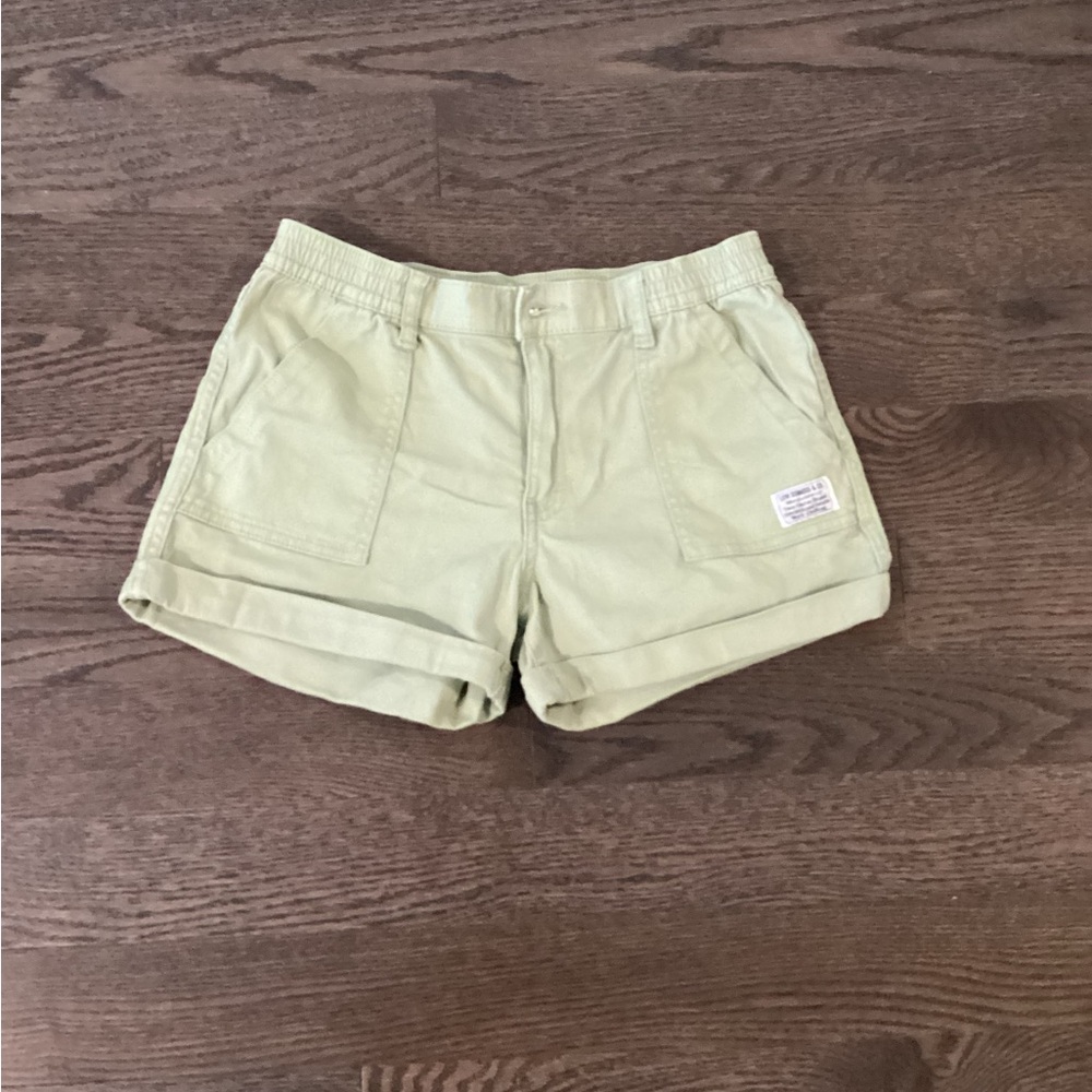 Girls Levi’s Green Short size 16